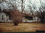 127 Oakwood Dr, Freeport, TX