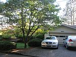 4801 SW 18th Pl, Portland, OR