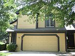 12046 Mackey St, Overland Park, KS