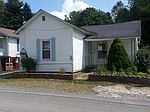 242 Riffe St, Sophia, WV