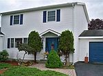 142 Park Dr, Oneonta, NY