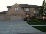2 Abbey Ct, Woodridge, IL