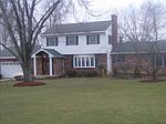 1450 S Darby Rd, Hermitage, PA