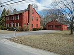 200 Lakedell Dr, East Greenwich, RI