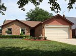 17805 Autumn Ln, Macomb, MI