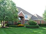 901 Mason Ln, Lake In The Hills, IL