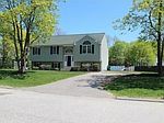 9 Icarus Ln, Attleboro, MA