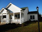 11 Waterford Way SE, Moultrie, GA
