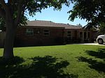 610 South Wall, Stratford, TX