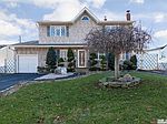 320 17th St, West Babylon, NY