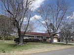 701 Lily Ave, Albertville, AL