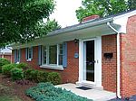 559 Fairfield Dr, Lexington, KY