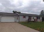 215 Daniels Ave, Conneaut, OH