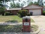 5824 Maiden Ln, Fort Worth, TX