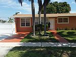 561 W 45th Pl, Hialeah, FL