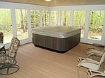 12 Shaker Farm Rd S, Marlborough, NH