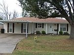 426 Lofton Dr, Port Neches, TX