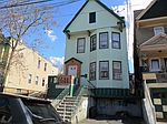 20 Romaine Ave FL 2, Jersey City, NJ