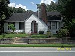 108 S Smith St, Claxton, GA