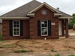 8765 Lindsey Ln, Montgomery, AL