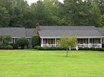 851 Plantation Club Dr, Gray, GA