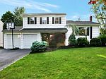 4 Mansfield Ct, Livingston, NJ
