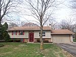 4117 Hickory Ter, Crystal Lake, IL