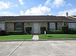 1055 Park Meadow Dr, Beaumont, TX