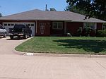 101 N Adolpha Cir, Enid, OK