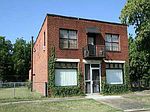 511 E 9th St, Claremore, OK