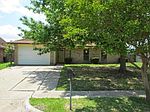 1806 Whitney Dr, Garland, TX