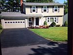 129 Longwood Dr, East Syracuse, NY