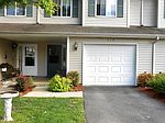 119 Beacon Dr, Hobart, IN