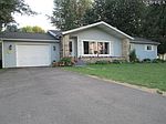 1479 Lake Rd, Conneaut, OH