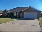 310 Mary Dr, Elk City, OK