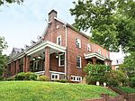 2300 39th St NW, Washington, DC