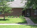 1209 Clearwater Dr, Norman, OK