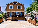 194 W 26th St, Bayonne, NJ