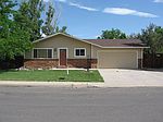 417 Chestnut Dr, Loveland, CO
