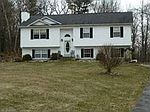 5 Sterling Cir, Wallkill, NY