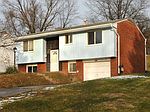 200 Aberdeen Dr, Oakdale, PA