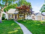 939 Mayhew Wood Dr SE, Grand Rapids, MI