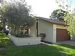 6111 Courtside Dr, Bradenton, FL