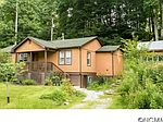 218 Wolf Pen Cove Rd, Brevard, NC