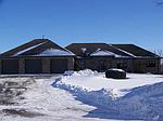 3650 Lake View Dr, Stoughton, WI