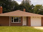 8419 S Bronco Dr, Daleville, IN