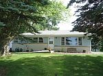 N53W23801 Northview Dr, Sussex, WI
