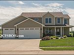 4279 Nevada Dr, Bettendorf, IA