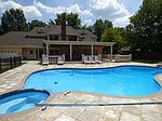 7900 Woodchase Dr, Cordova, TN