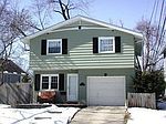 242 Glenwood Ave, Glen Ellyn, IL